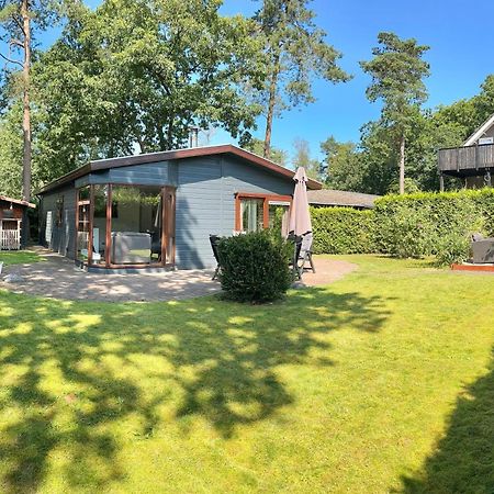 Dubbele Chalet Op Recreatiepark Topparken Op De Veluwe In Beekbergen Met Grote Vrije Tuin En Eigen Parkeerplaats Kültér fotó