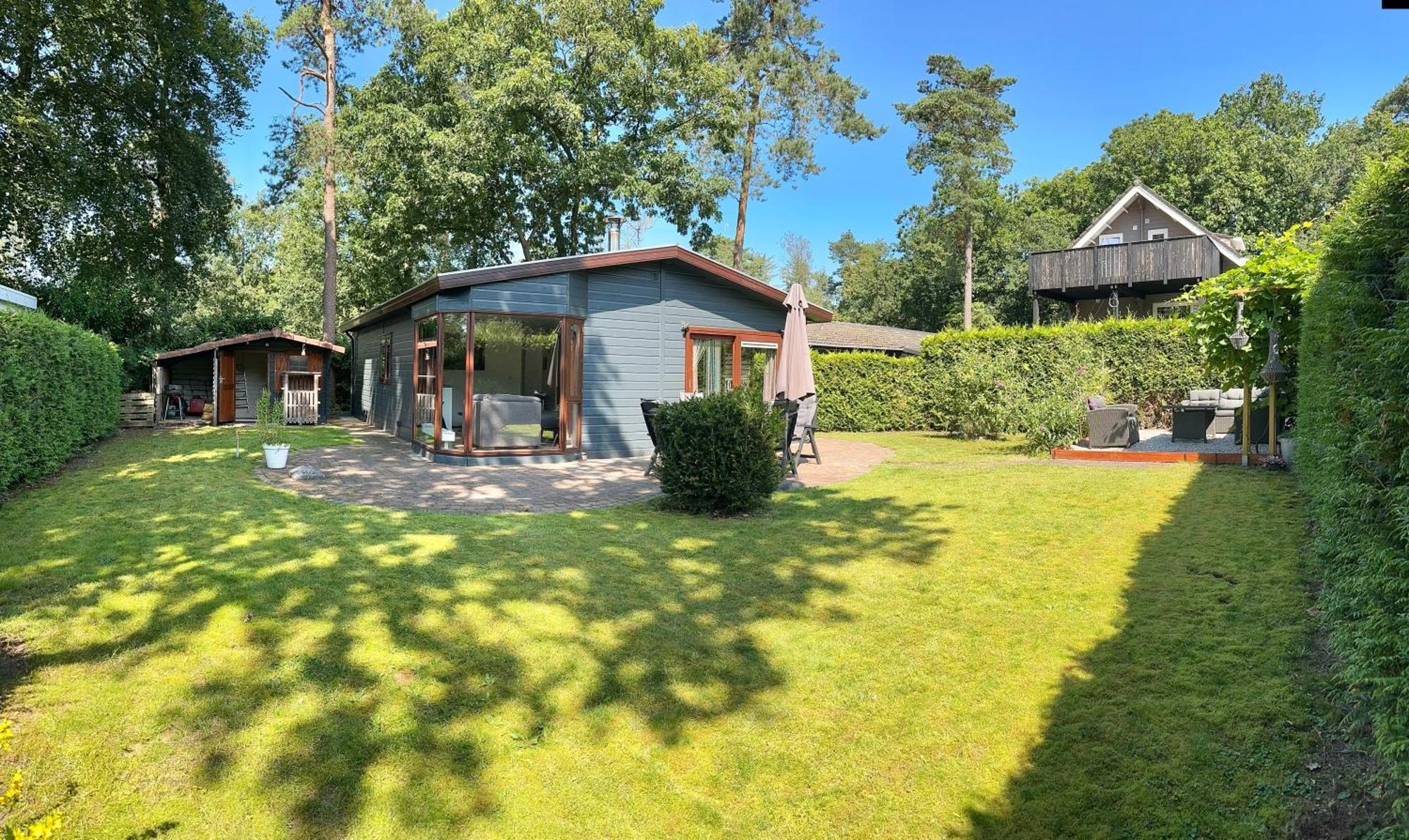 Dubbele Chalet Op Recreatiepark Topparken Op De Veluwe In Beekbergen Met Grote Vrije Tuin En Eigen Parkeerplaats Kültér fotó